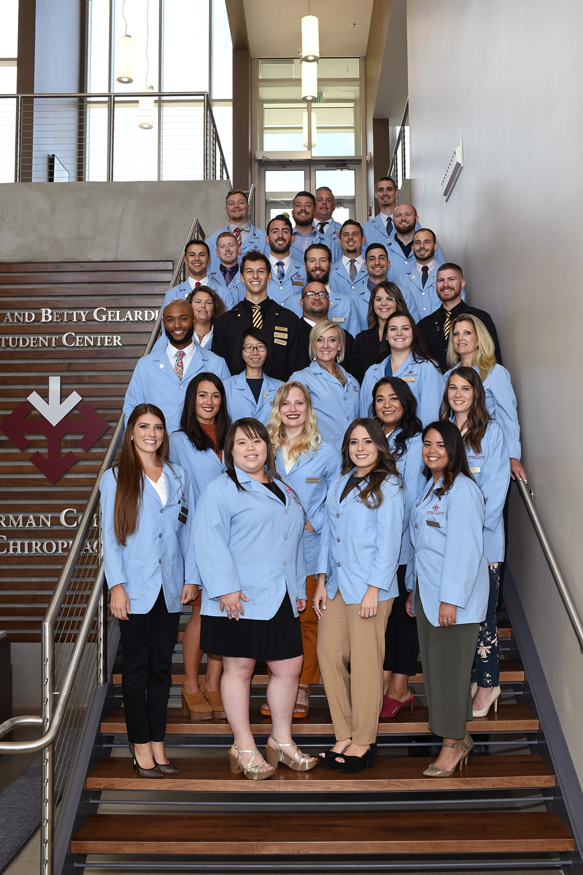 Group picture of fall 2019 new interns