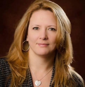 headshot of Jennifer “Jen” Steinberg